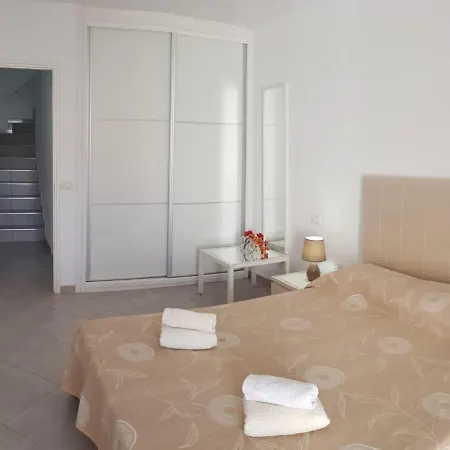 Апартаменты Apartamento Sur Tenerife Club Atlantis *